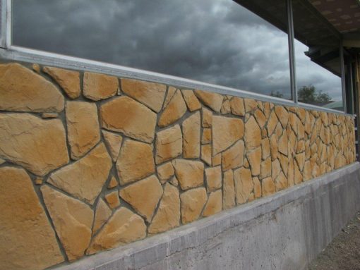 Stone Veneer Retaining Walls And Raised Garden Beds – DIYer’s New Best ...